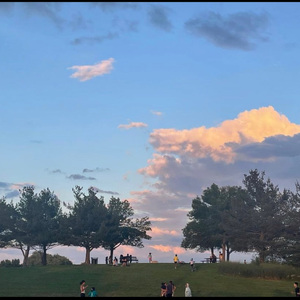 美女裸露小米su7视频
